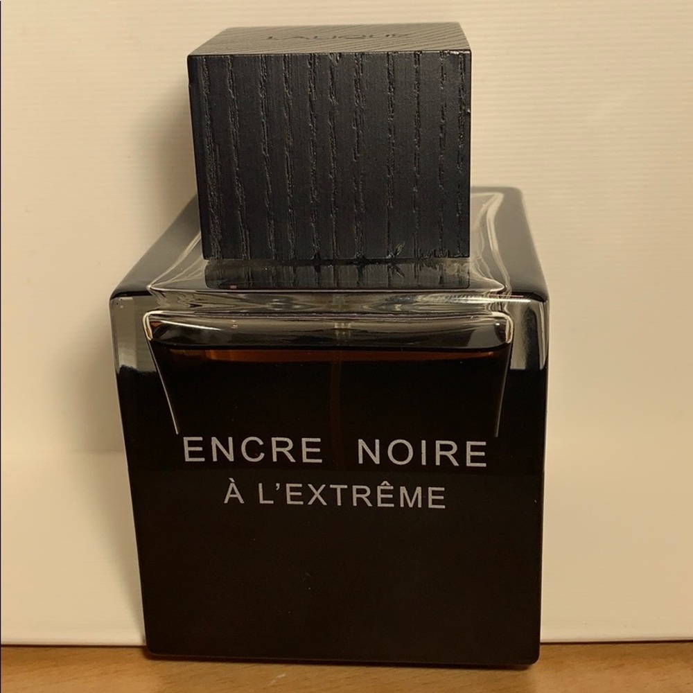 Lalique Encre Noire A L’etreme